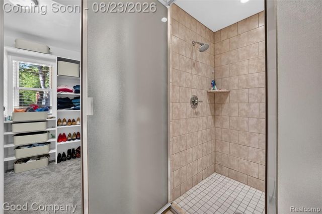 2145 Cole Road, Lake Orion, MI 48362