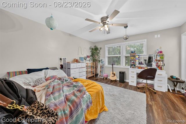 2145 Cole Road, Lake Orion, MI 48362