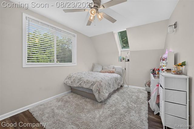 2145 Cole Road, Lake Orion, MI 48362