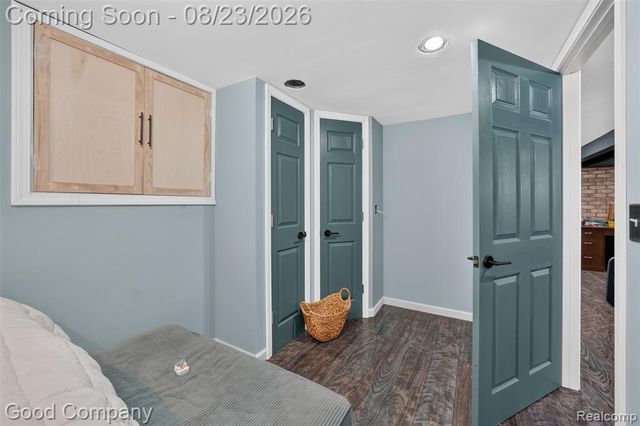 2145 Cole Road, Lake Orion, MI 48362