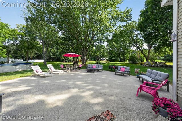 2145 Cole Road, Lake Orion, MI 48362