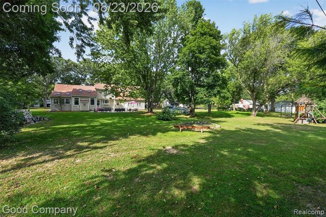 2145 Cole Road, Lake Orion, MI 48362