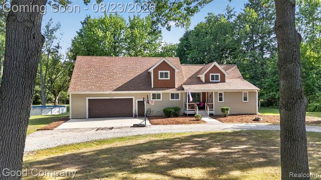 2145 Cole Road, Lake Orion, MI 48362