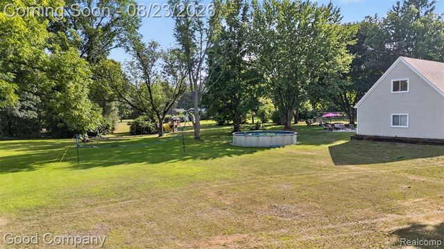 2145 Cole Road, Lake Orion, MI 48362