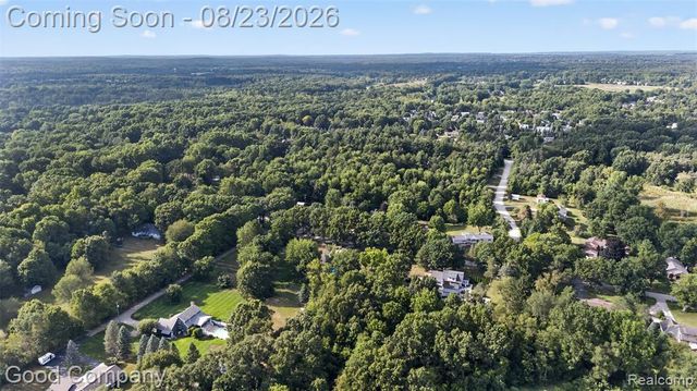 2145 Cole Road, Lake Orion, MI 48362