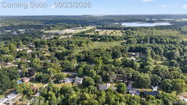 2145 Cole Road, Lake Orion, MI 48362