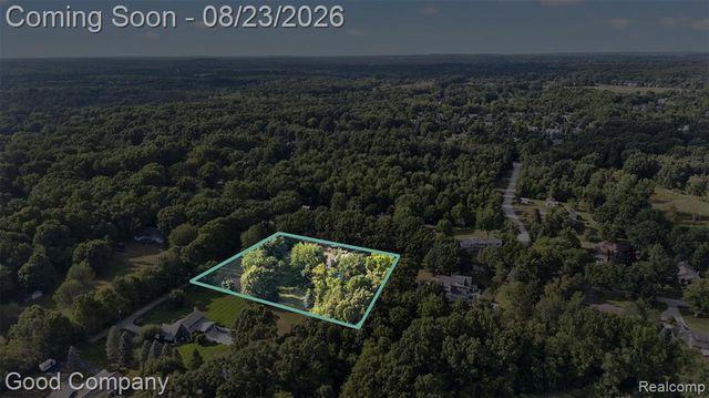 2145 Cole Road, Lake Orion, MI 48362