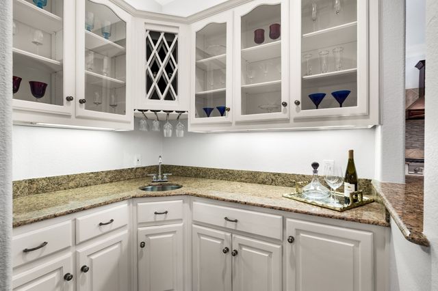 6609 Riverhill Drive, Plano, TX 75024