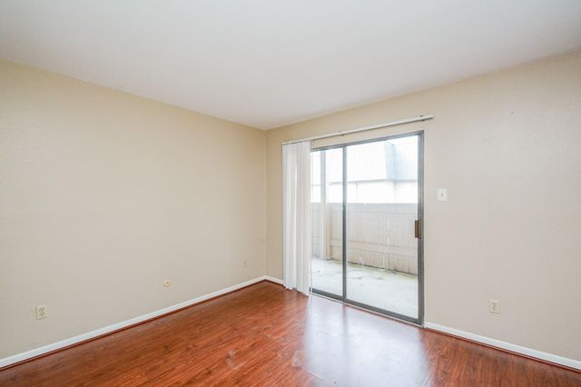 8519 Hearth Boulevard 26, Houston, TX 77054