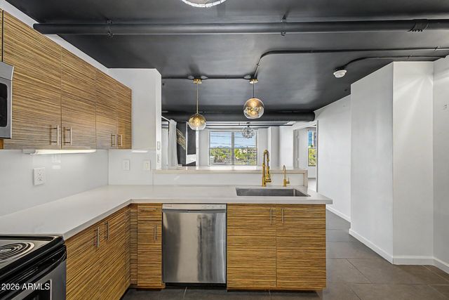 535 W THOMAS Road 513, Phoenix, AZ 85013