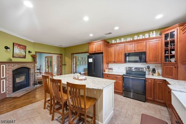 508 Maple Ln, Allamuchy Twp., NJ 07821