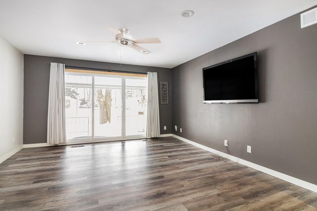 5776 Leisure S Drive Se, City Of Kentwood, MI 49548