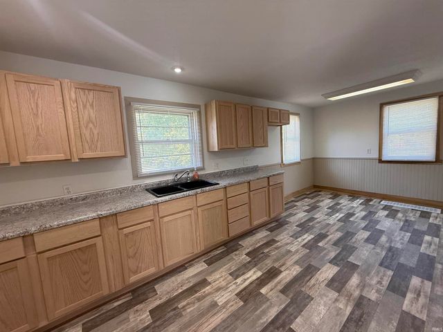 1242 DEARBORN Street, Huntington, IN 46750