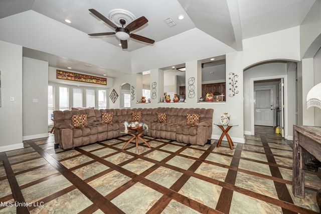 14077 N White Swan Drive, Gulfport, MS 39503