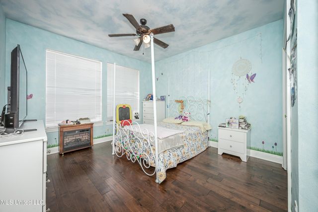 14077 N White Swan Drive, Gulfport, MS 39503