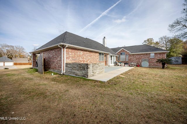 14077 N White Swan Drive, Gulfport, MS 39503