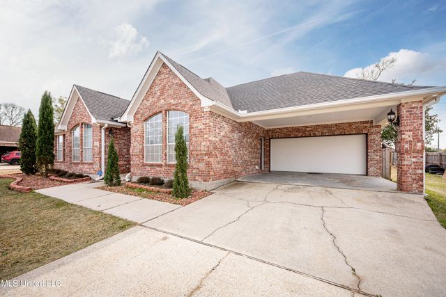 14077 N White Swan Drive, Gulfport, MS 39503