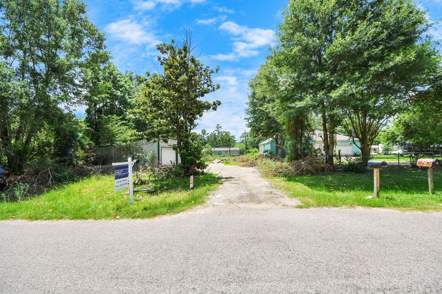 21132 Dunn Street, New Caney, TX 77357