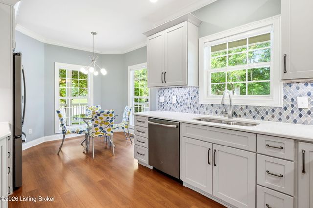 5913 Mason Blvd, Prospect, KY 40059