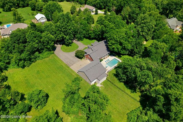 5913 Mason Blvd, Prospect, KY 40059
