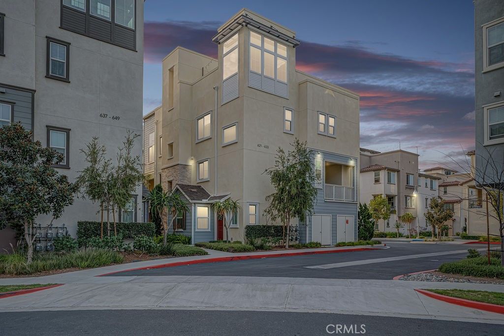 629 S Mosaic, Anaheim, CA 92805