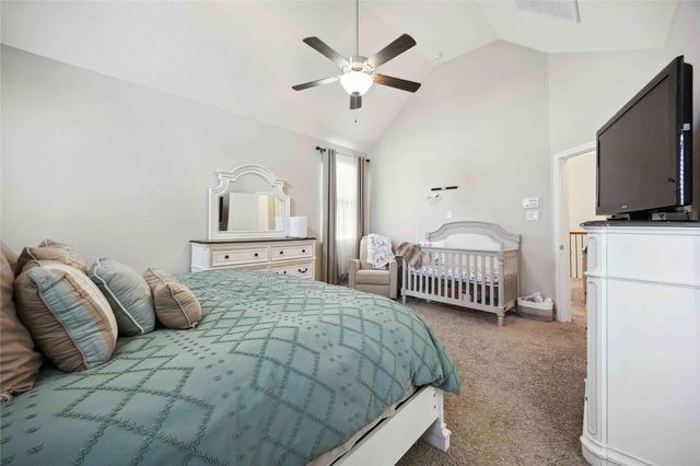323 Biltmore Loop, Montgomery, TX 77316