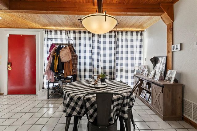 1405 Saber Lane, Weatherford, OK 73096