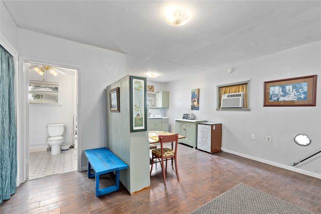 201 S 1st Street, Bangs, TX 76823