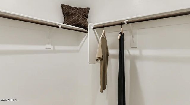 9678 W PICCADILLY Road, Phoenix, AZ 85037