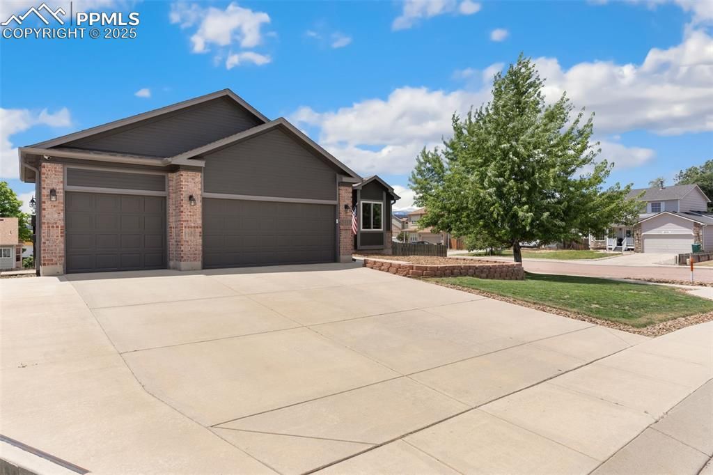5317 Goodview Street, Colorado Springs, CO 80911