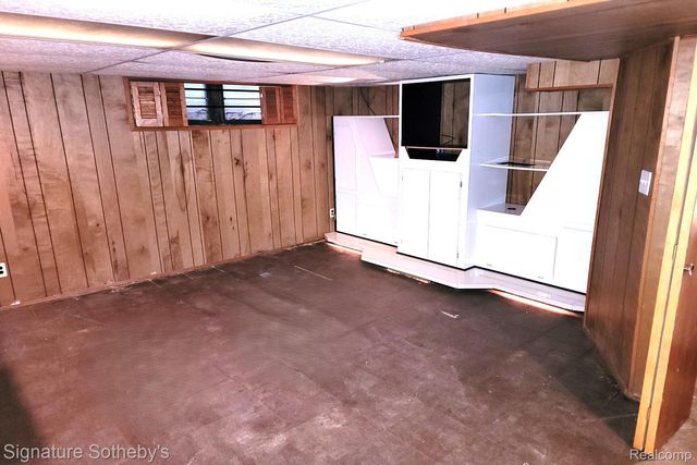 1400 Joliet Place, Detroit, MI 48207