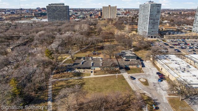 1400 Joliet Place, Detroit, MI 48207
