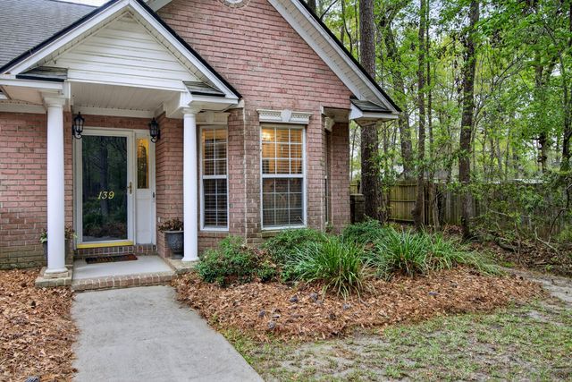 139 Charpia Avenue, Summerville, SC 29483
