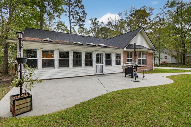 139 Charpia Avenue, Summerville, SC 29483