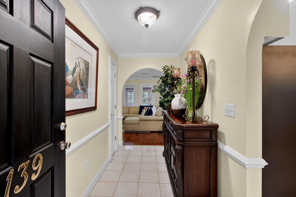 Image 4 of property listing at 139 Charpia Avenue, Summerville, SC 29483