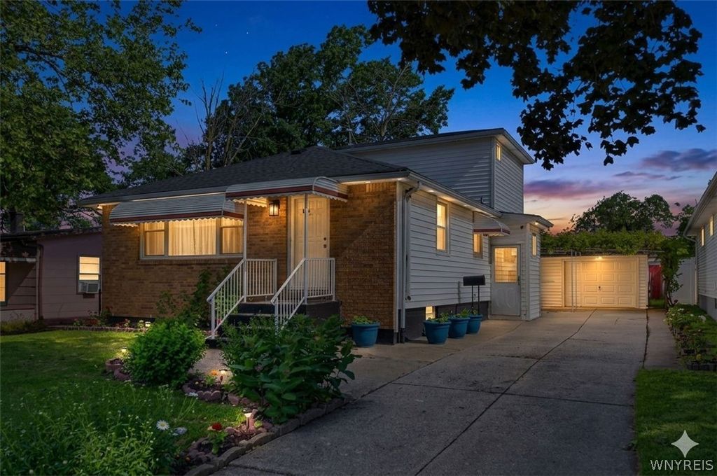 246 Dupont Avenue, Tonawanda, NY 14150
