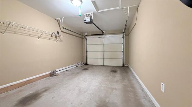 2000 Village Run Drive, Mcdonough, GA 30252