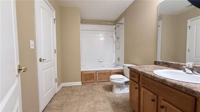 2000 Village Run Drive, Mcdonough, GA 30252