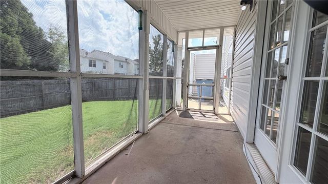 2000 Village Run Drive, Mcdonough, GA 30252
