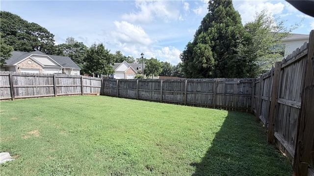 2000 Village Run Drive, Mcdonough, GA 30252