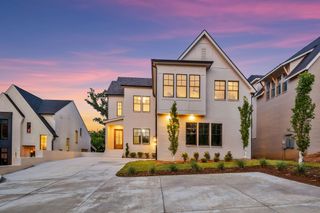 3420A Golf Club Ln, Nashville, TN 37215