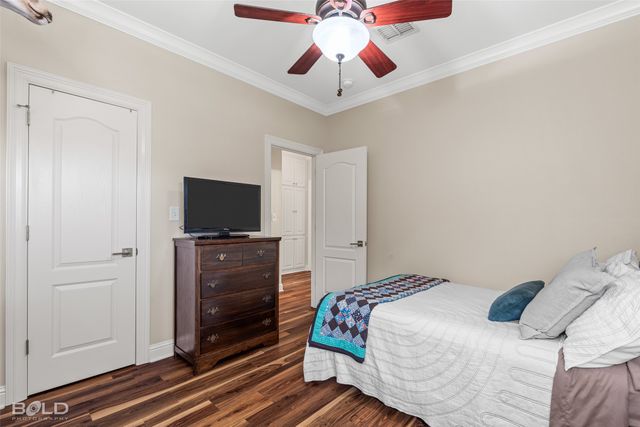 313 Leigh Lane, Stonewall, LA 71078