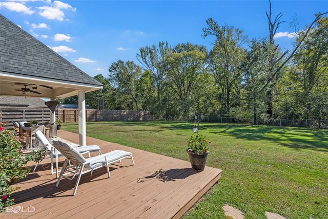 313 Leigh Lane, Stonewall, LA 71078