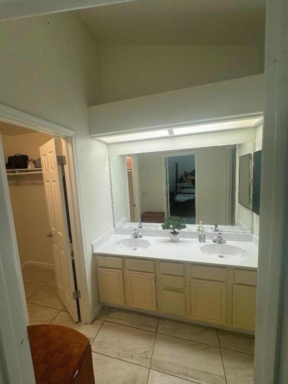Image 16 of property listing at 546 Cuesta Court, Soledad, CA 93960