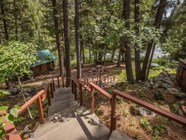 64370 Gallatin Road, Gallatin Gateway, MT 59730