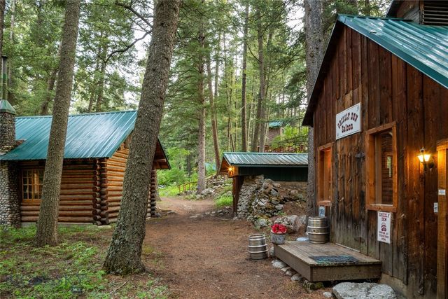 64370 Gallatin Road, Gallatin Gateway, MT 59730