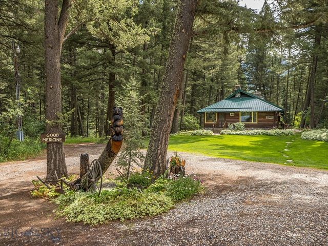 64370 Gallatin Road, Gallatin Gateway, MT 59730