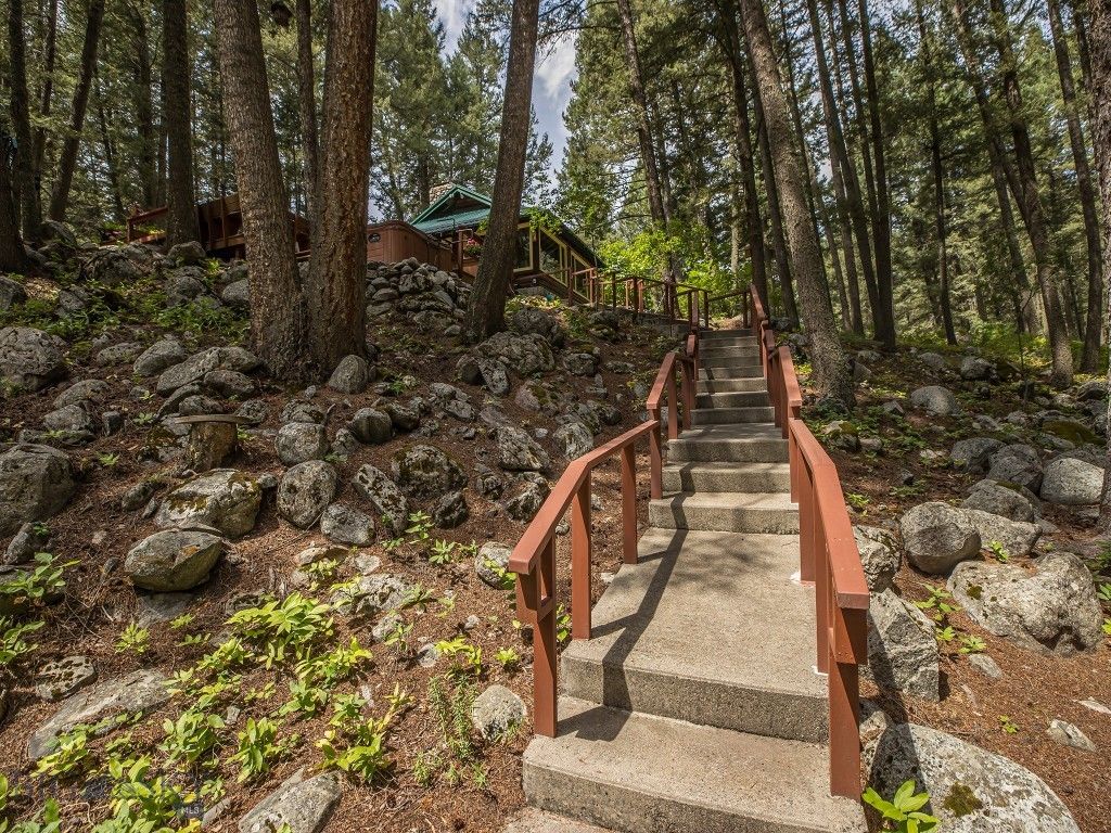 64370 Gallatin Road, Gallatin Gateway, MT 59730 photo 13