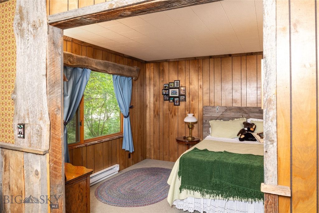 64370 Gallatin Road, Gallatin Gateway, MT 59730 photo 27