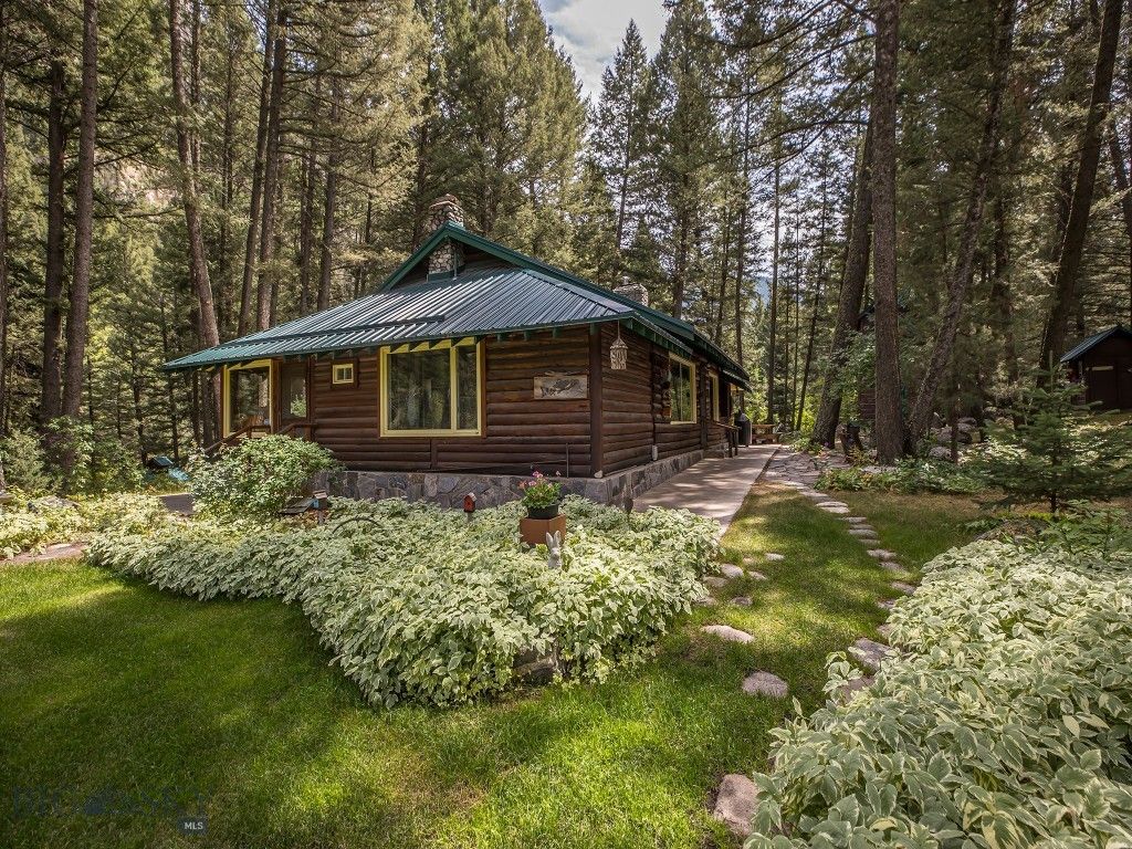 64370 Gallatin Road, Gallatin Gateway, MT 59730 photo 8